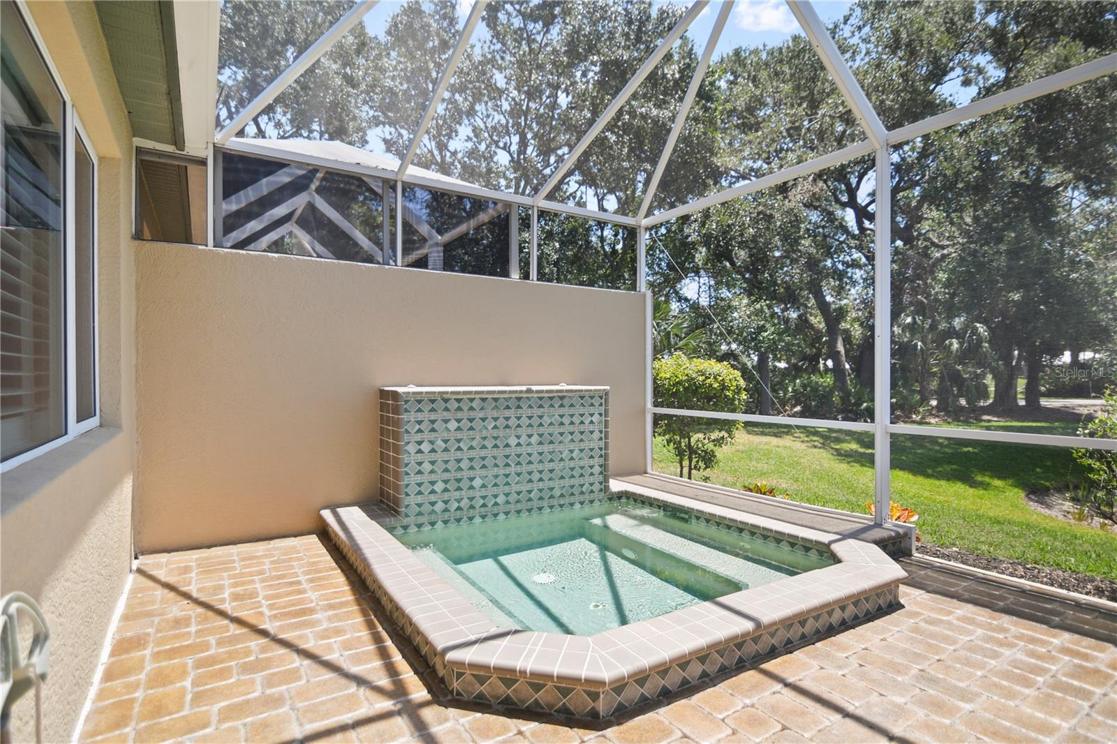 ROSEDALE 8 WESTBURY LAKES - Residential