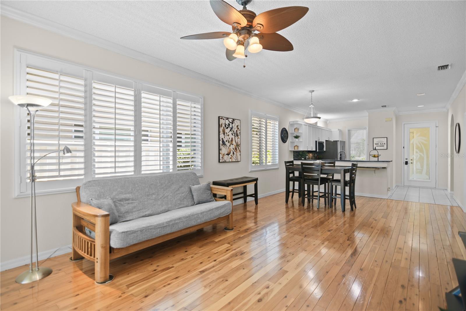 ROSEDALE 8 WESTBURY LAKES - Residential