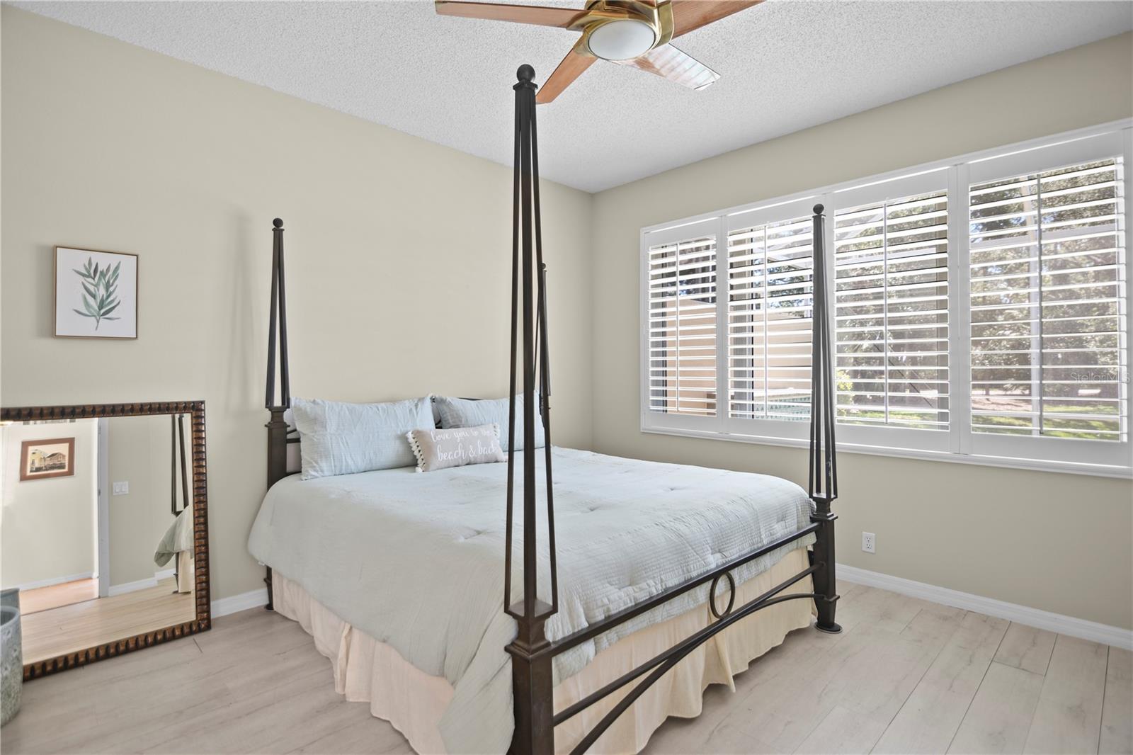 ROSEDALE 8 WESTBURY LAKES - Residential