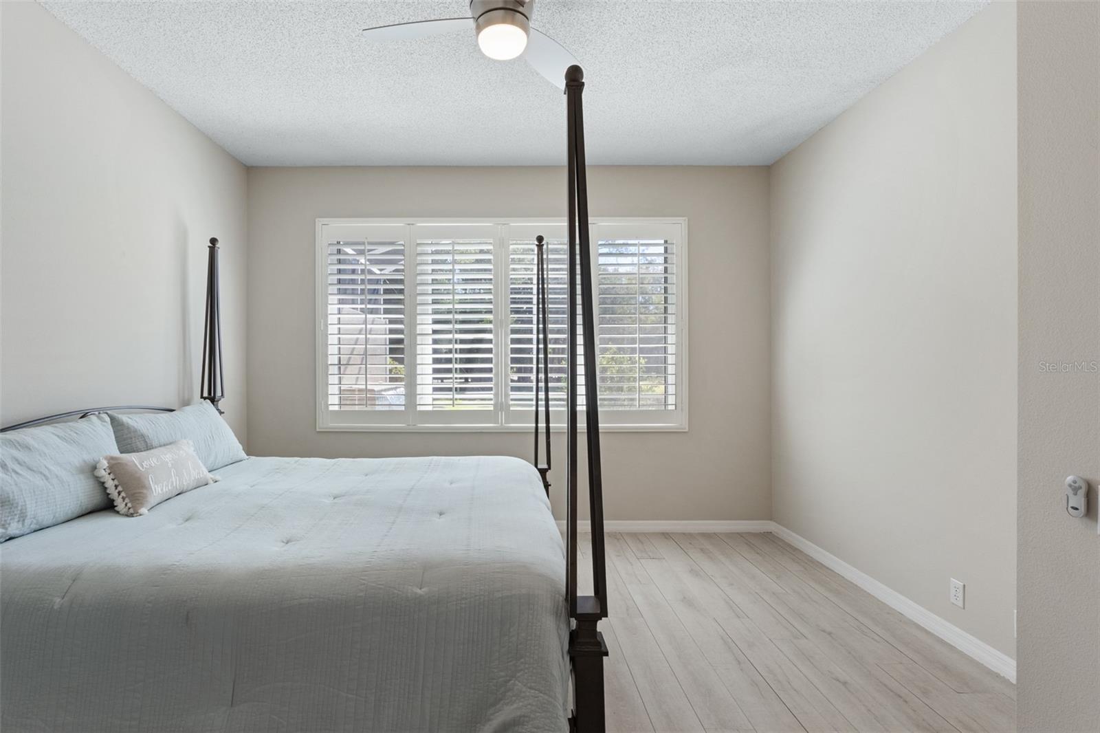 ROSEDALE 8 WESTBURY LAKES - Residential