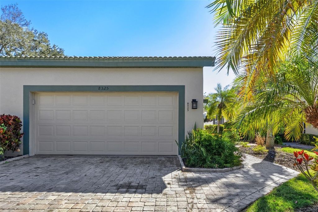 Photo of 8525 54th Avenue Circle E, Bradenton, FL 34211 (MLS # A4671968)