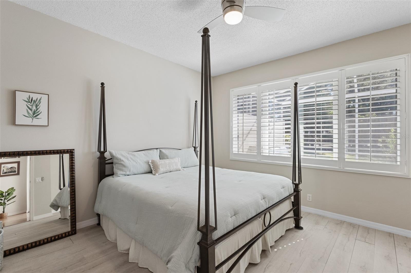 ROSEDALE 8 WESTBURY LAKES - Residential