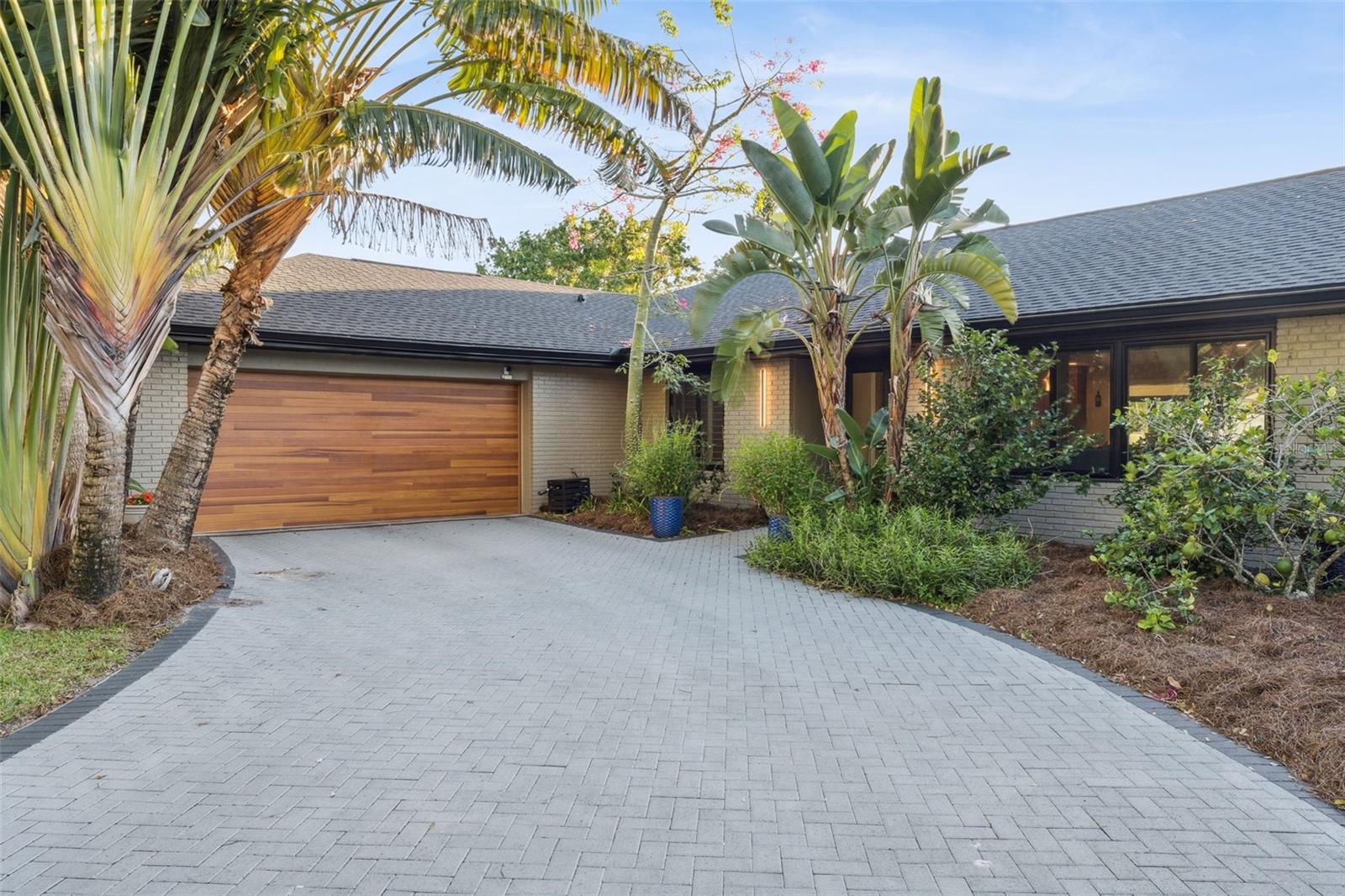 2824 MONTMART DRIVE