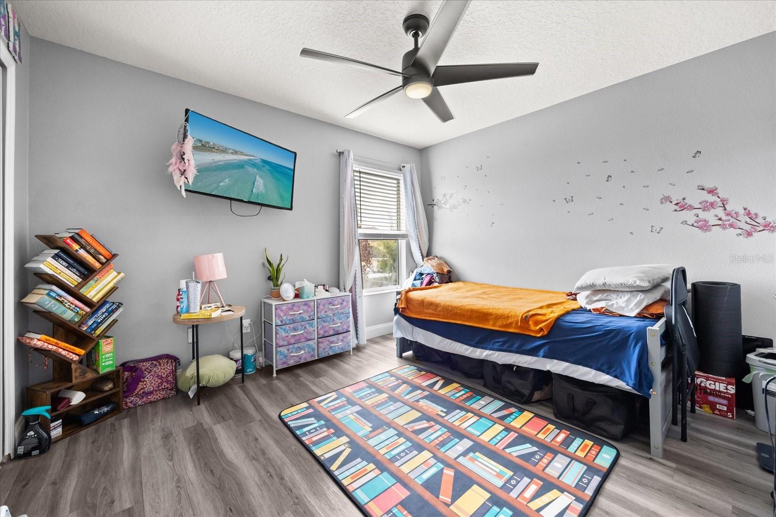 SHINGLE CRK RESRV AT OAKS - Residential