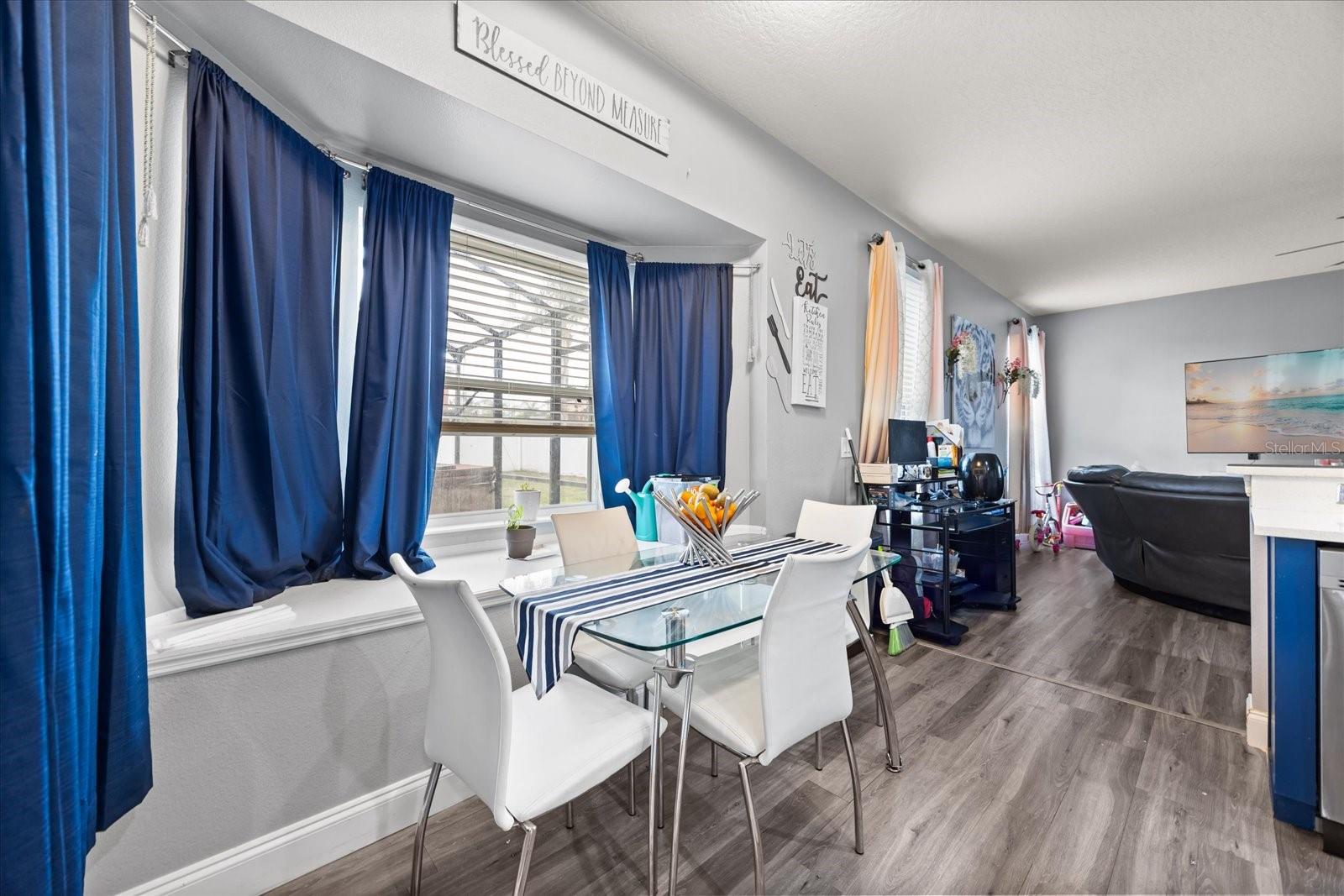 SHINGLE CRK RESRV AT OAKS - Residential