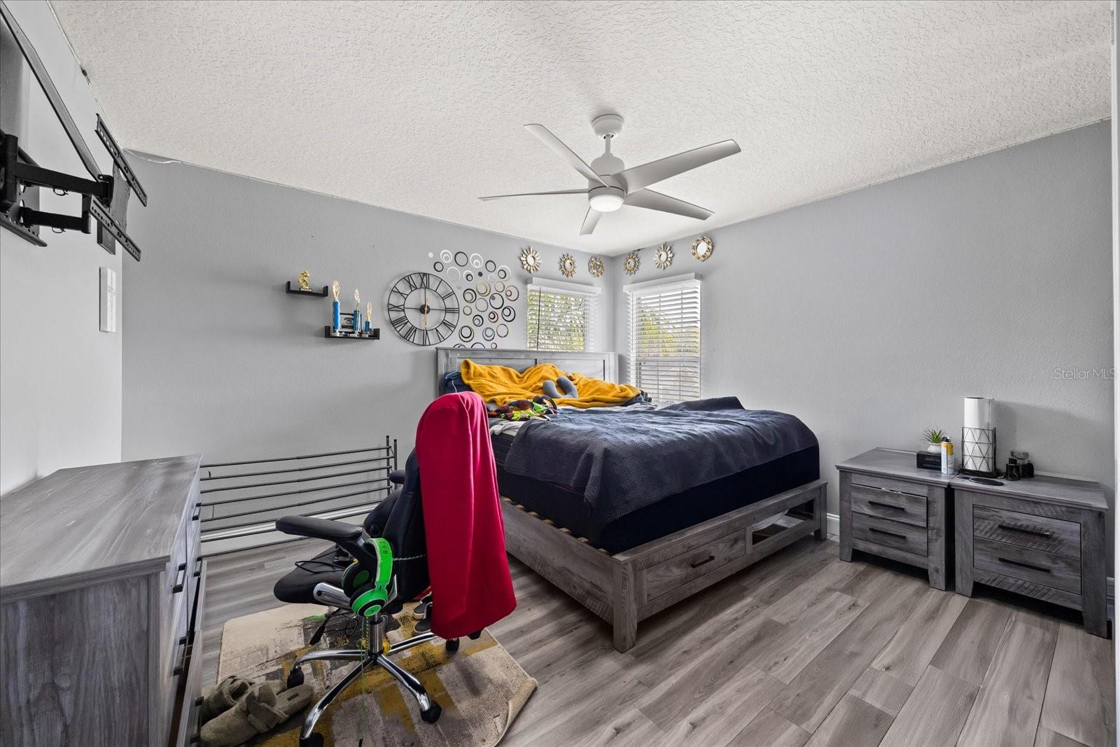 SHINGLE CRK RESRV AT OAKS - Residential