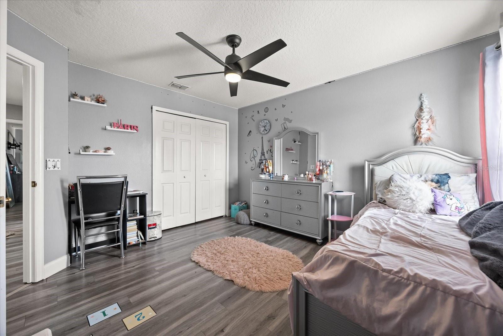 SHINGLE CRK RESRV AT OAKS - Residential