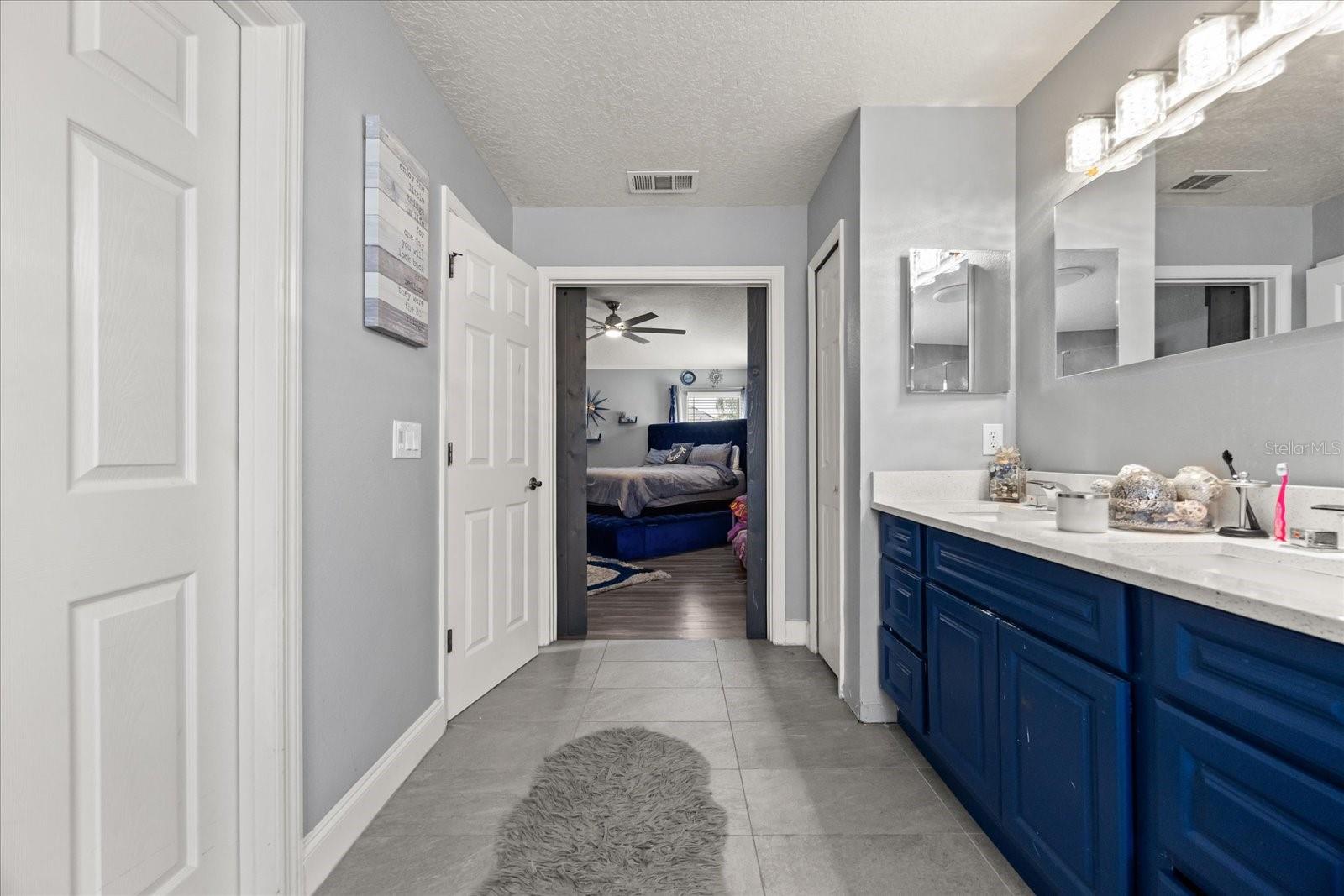 SHINGLE CRK RESRV AT OAKS - Residential