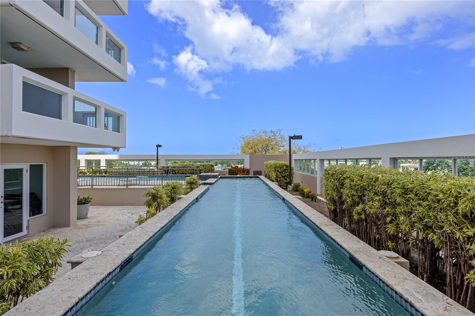 THE COLISEUM TOWER RESIDENCES - Residential