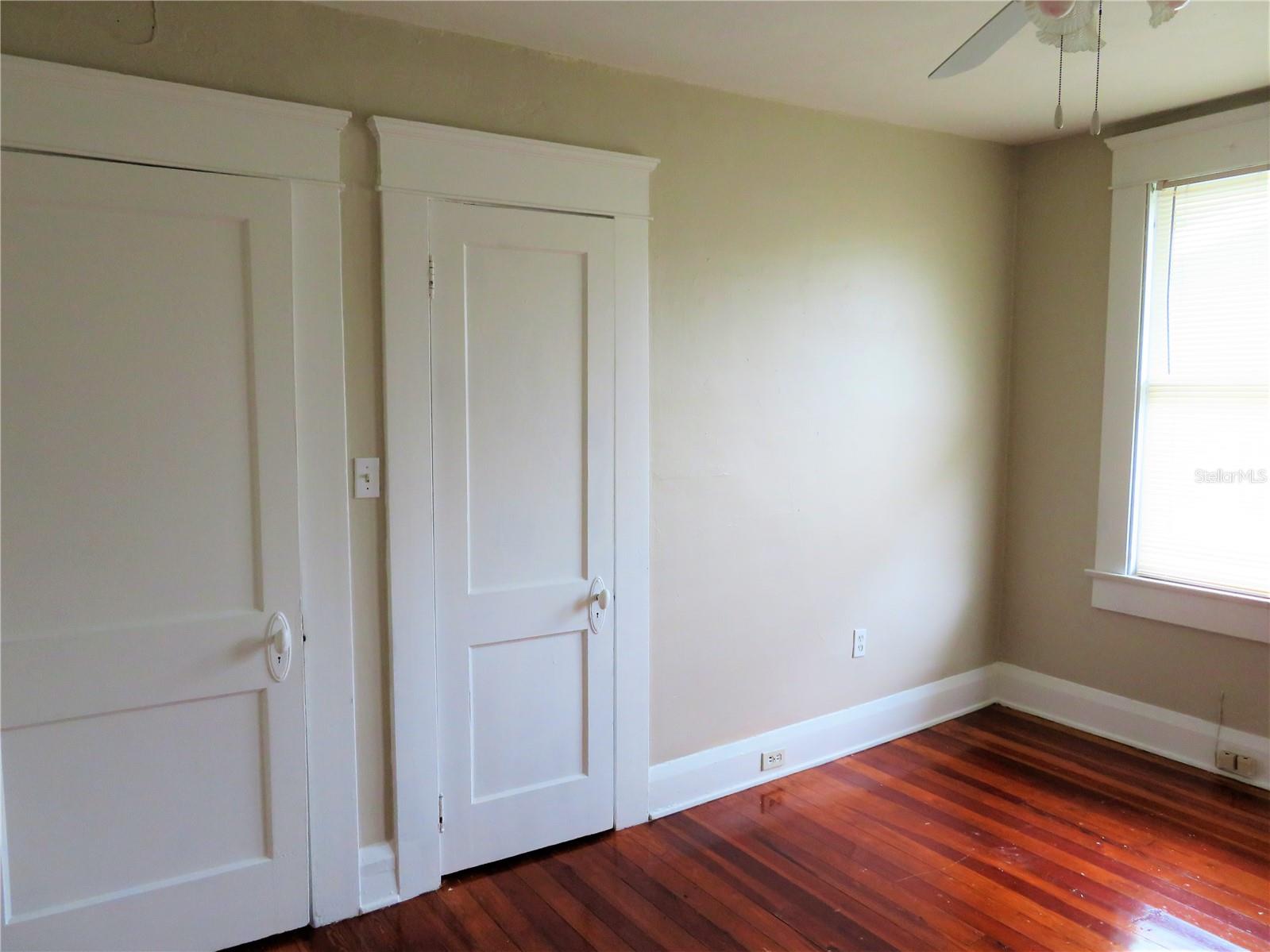 NORTH SUBURB BEAUTIFUL - Residential Lease