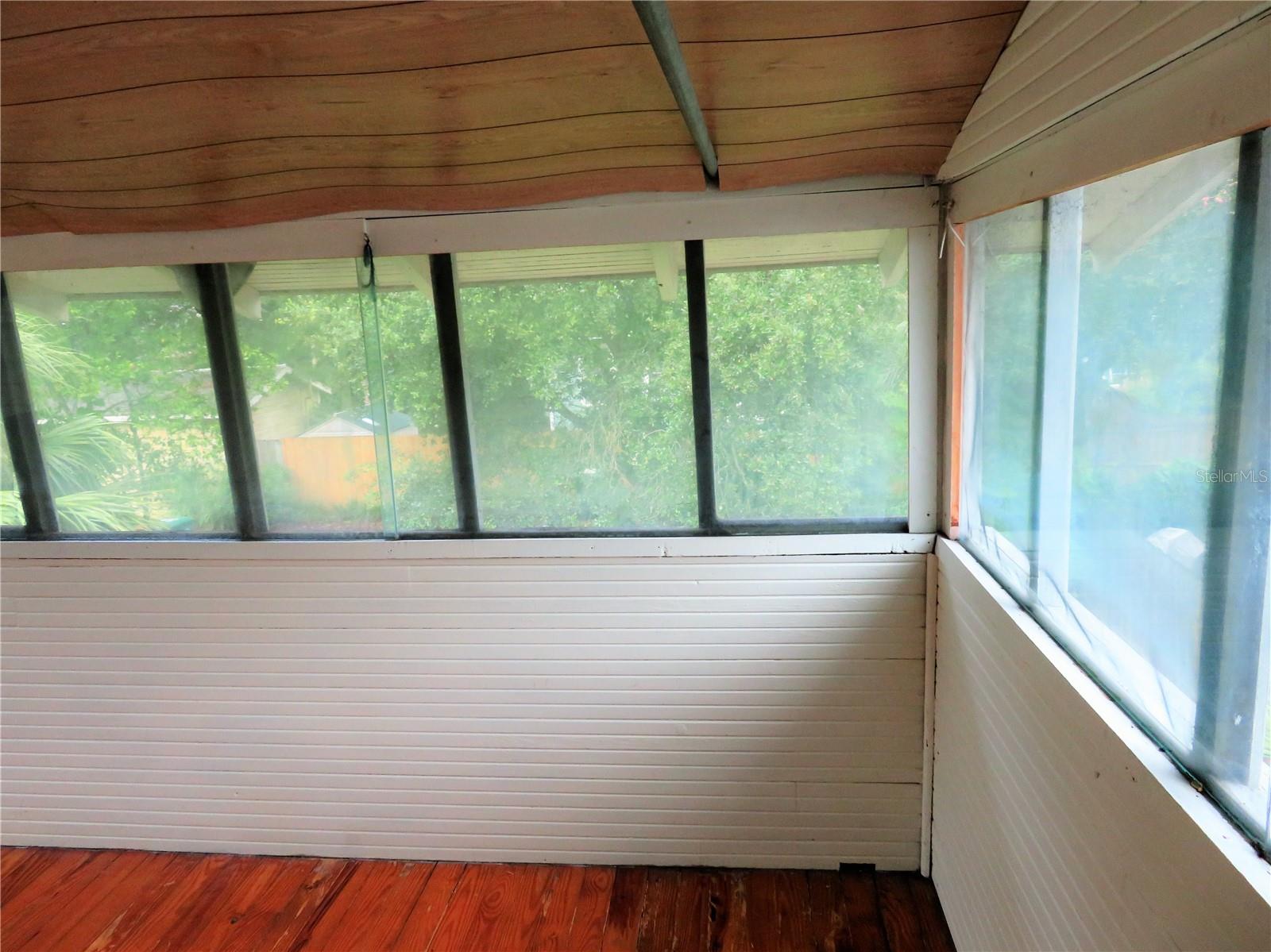 NORTH SUBURB BEAUTIFUL - Residential Lease