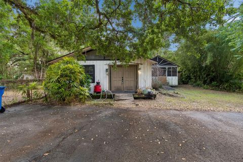 Photo of 15311 Morris Bridge Road, Thonotosassa, FL 33592 (MLS # TB8491540)