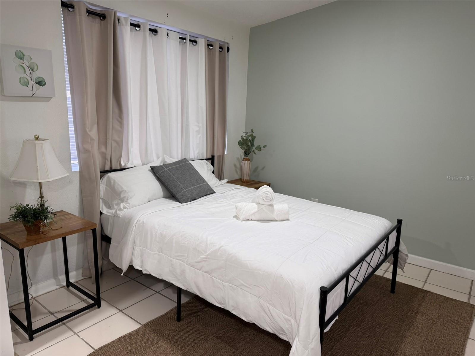 1100 MURDOCK BOULEVARD