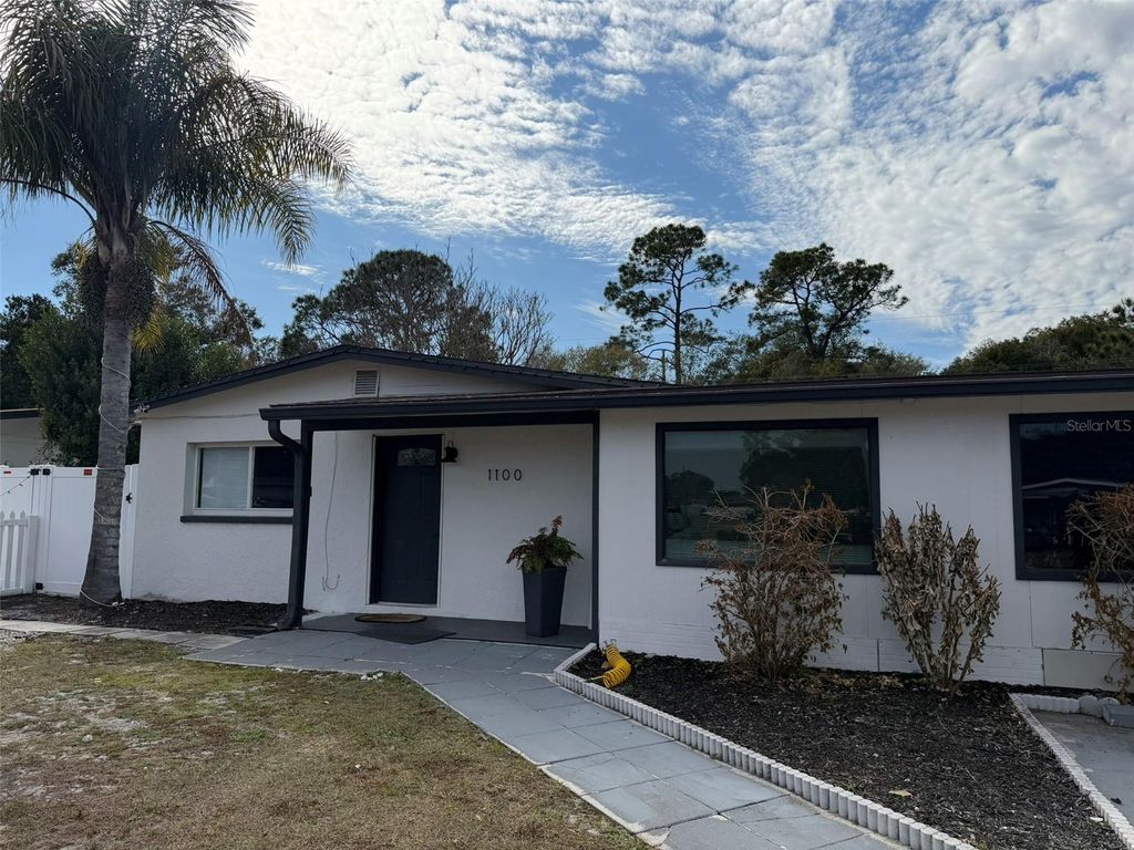 Photo of 1100 Murdock Boulevard, Orlando, FL 32825 (MLS # O6382323)