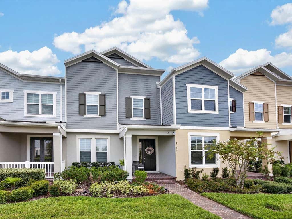Photo of 6982 Twilight Bay Drive, Winter Garden, FL 34787 (MLS # O6436292)