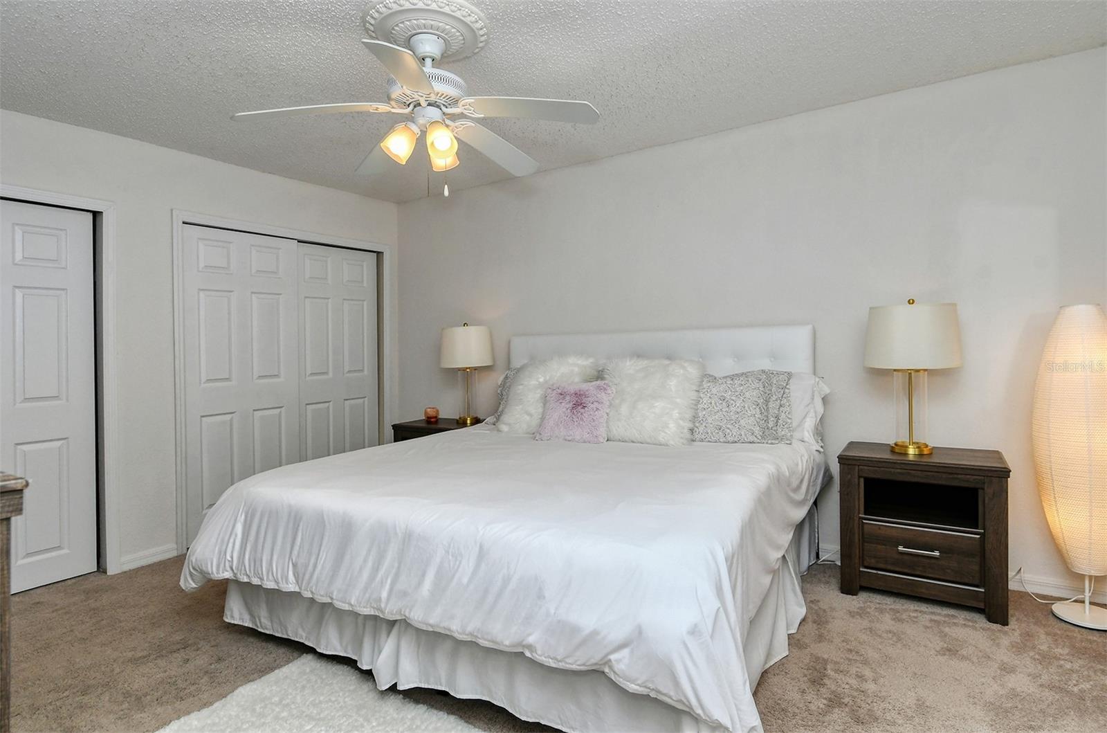VISTAS ON BENEVA - Residential Lease