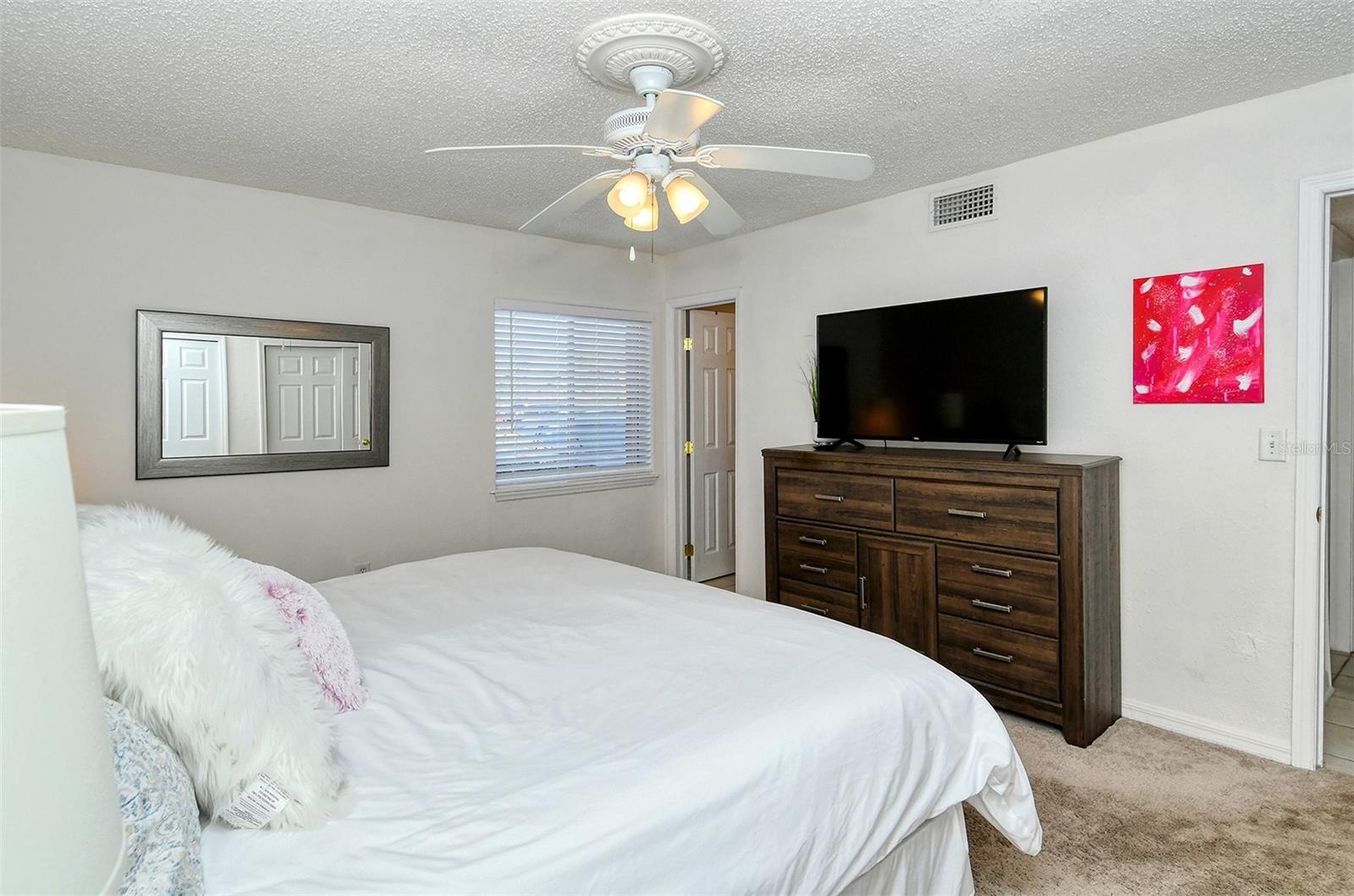 VISTAS ON BENEVA - Residential Lease