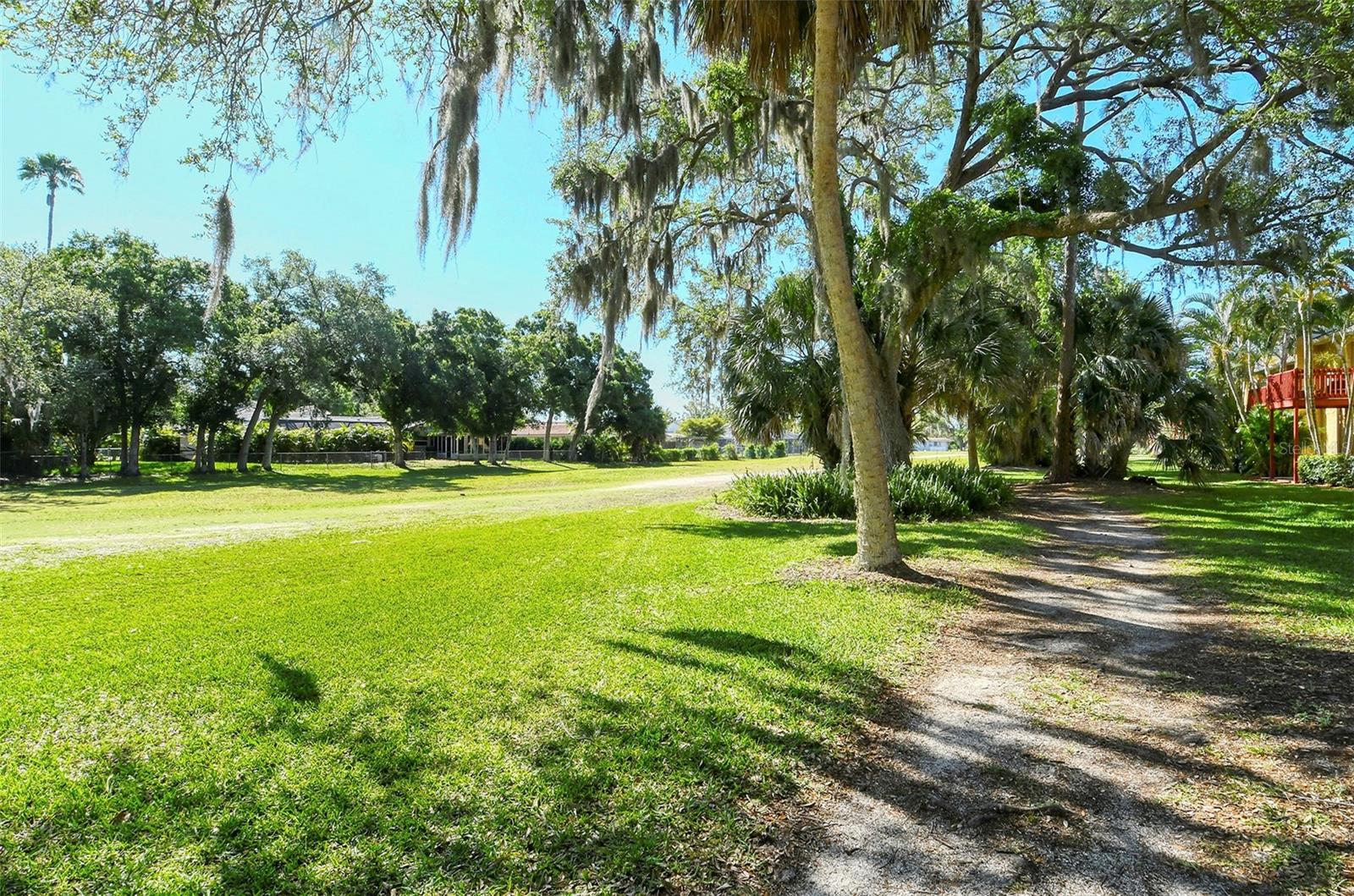 VISTAS ON BENEVA - Residential Lease