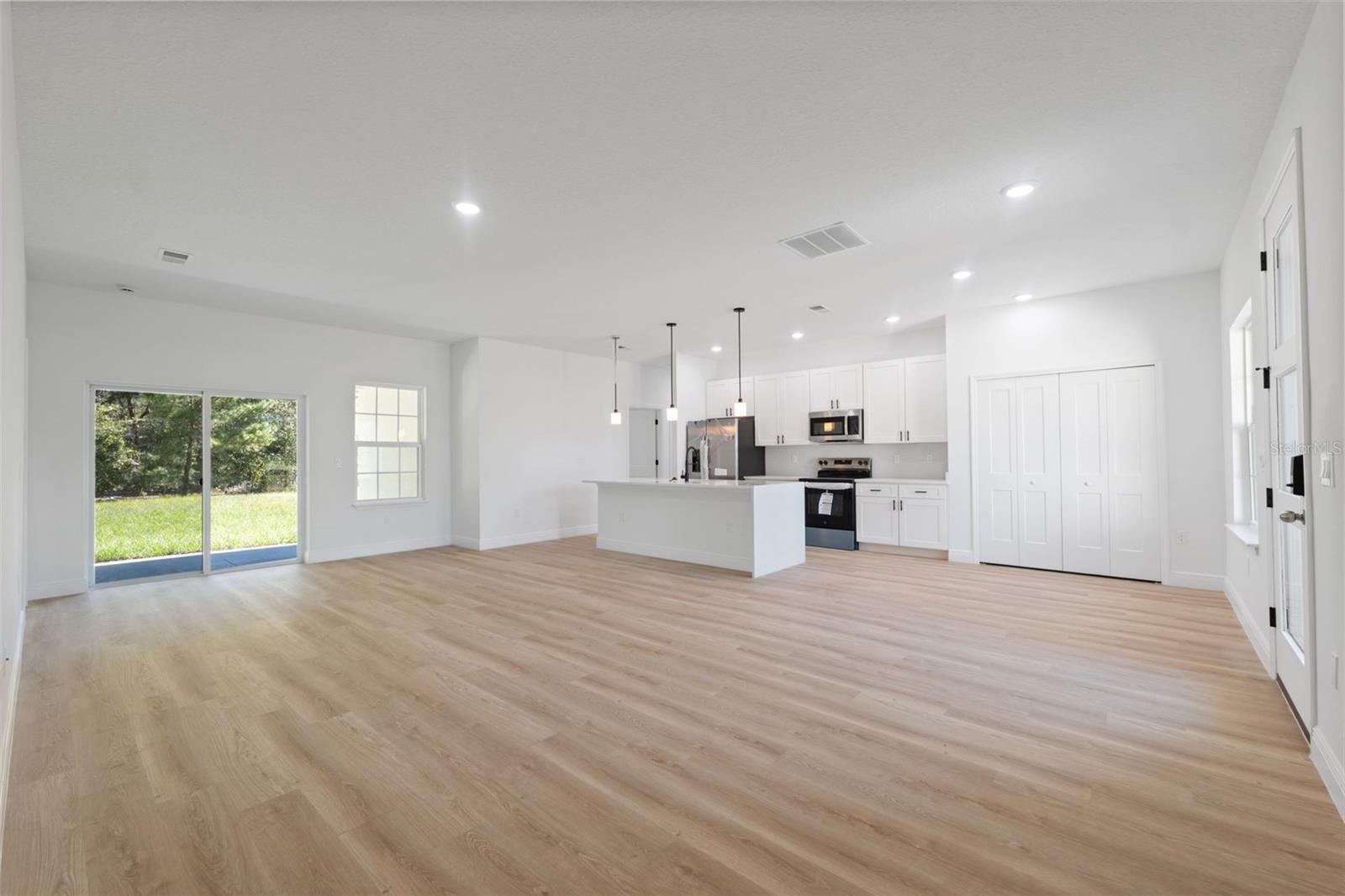 MARION OAKS UN 03 - Residential