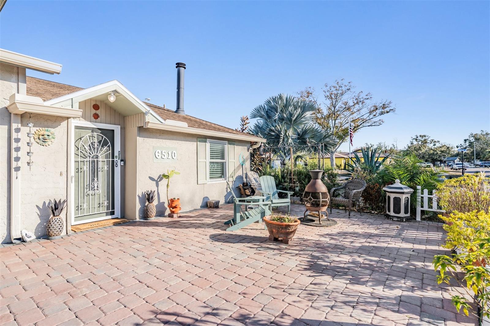 6510 SPANISH MOSS CIRCLE