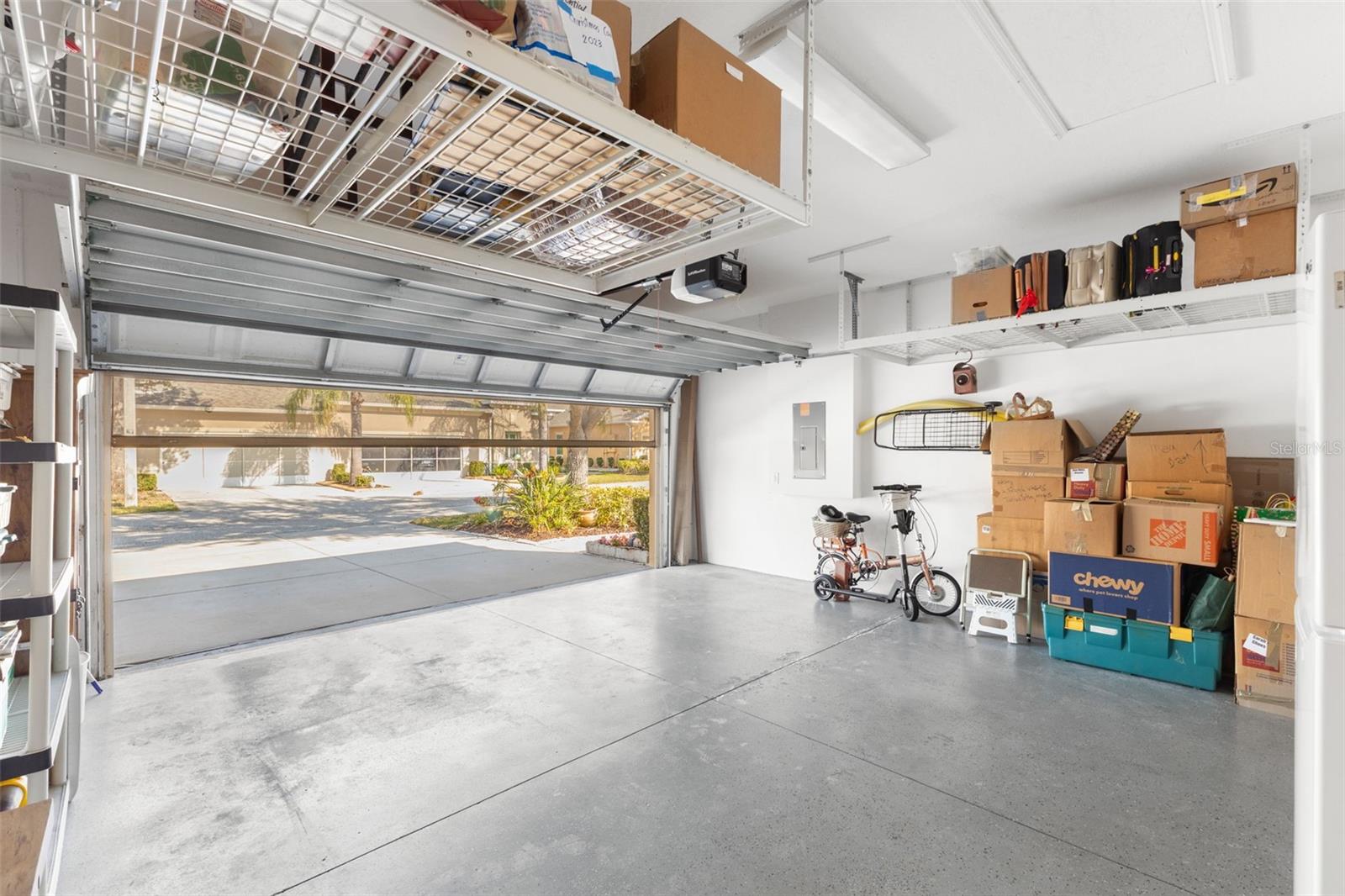 OAKLEY GREEN CONDO - Residential