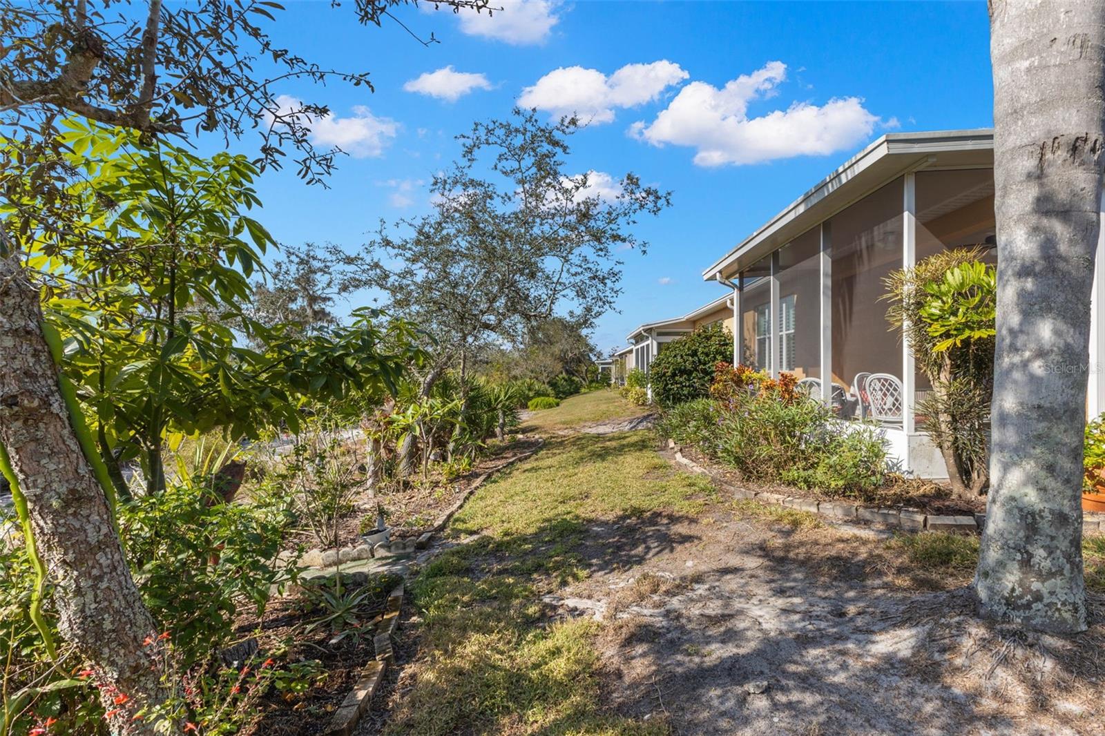 OAKLEY GREEN CONDO - Residential