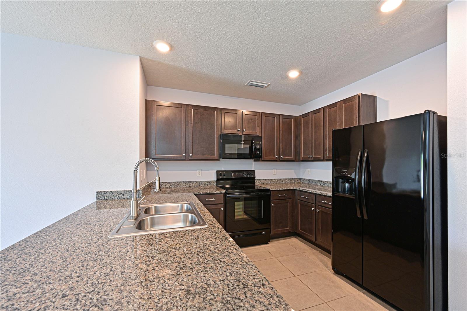 SILVERSTONE SOUTH - Residential