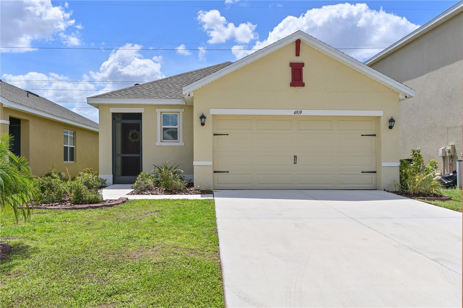 SILVERSTONE SOUTH - Residential