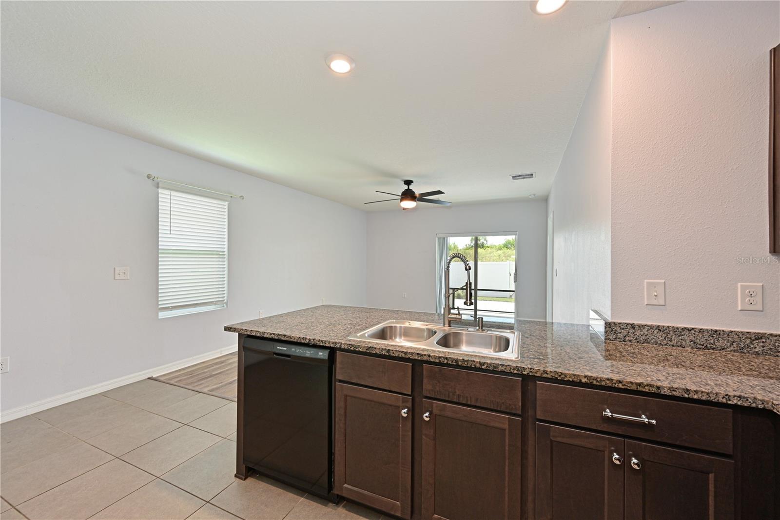 SILVERSTONE SOUTH - Residential