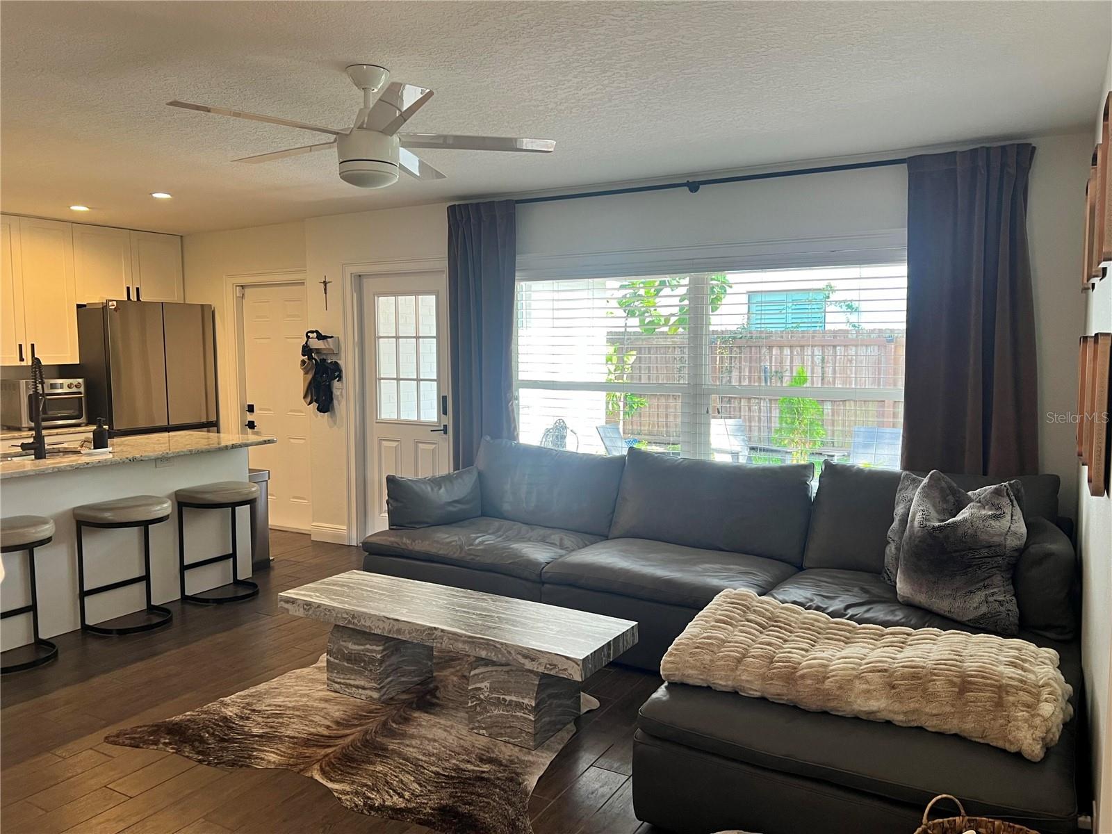 BARR CITY - Residential