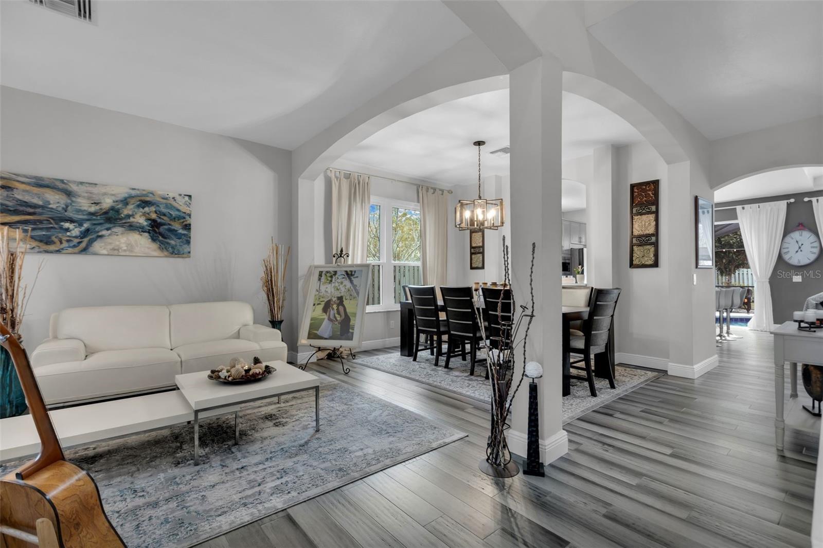 4941 CASA VISTA DRIVE