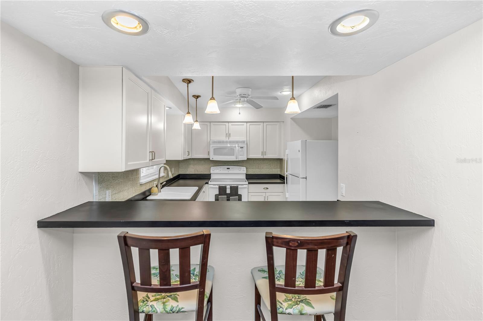 FOUR SEASONS DELAND PH 01-02 - Residential