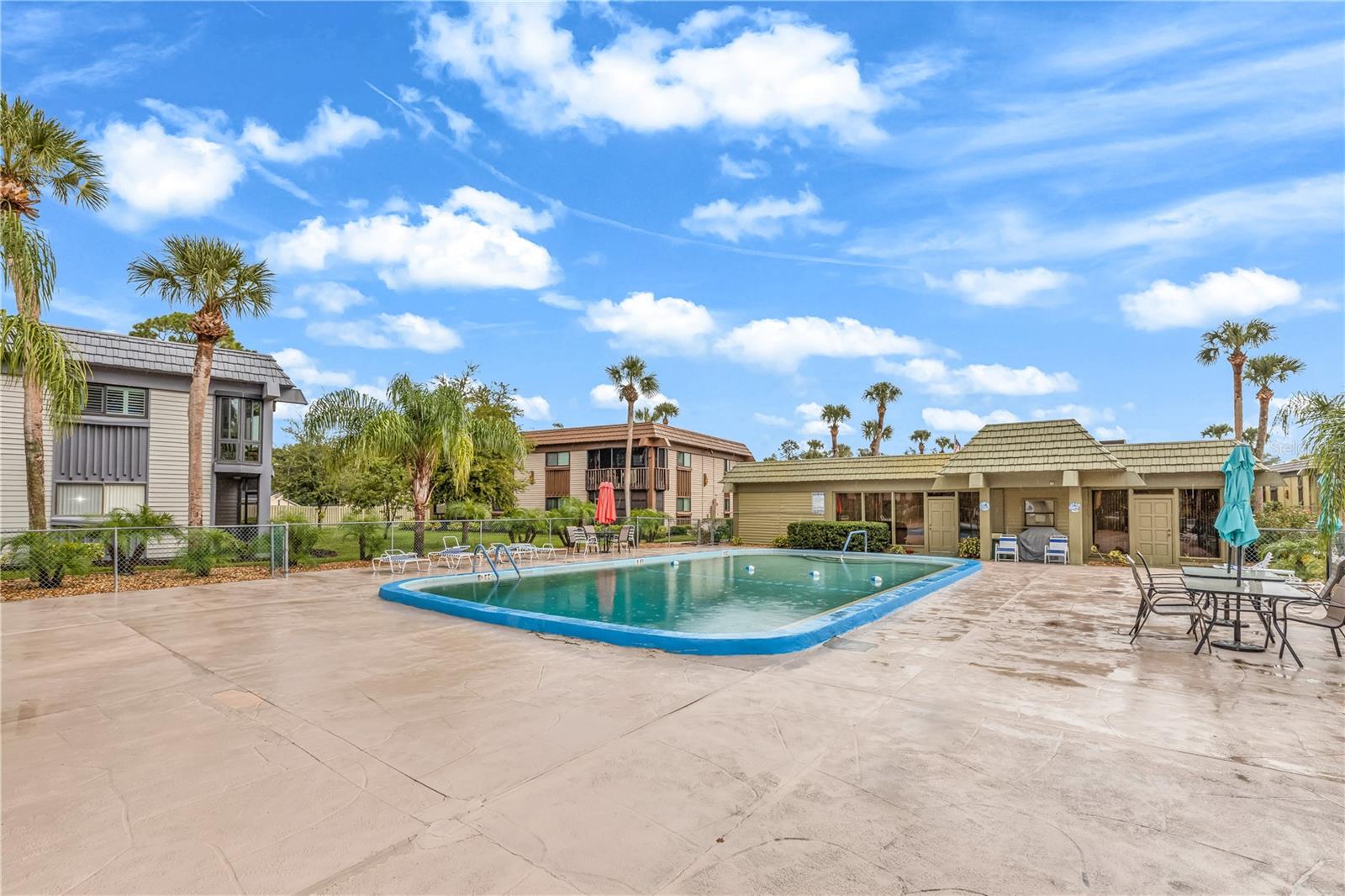 FOUR SEASONS DELAND PH 01-02 - Residential