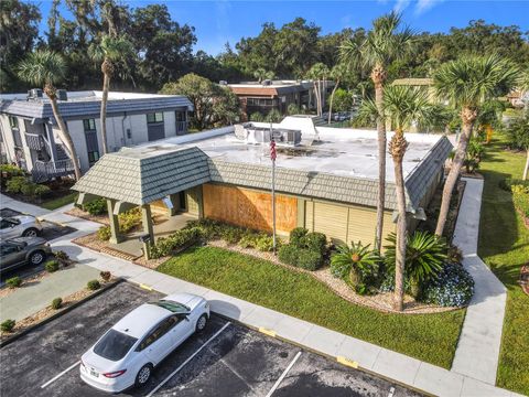 A home in DELAND