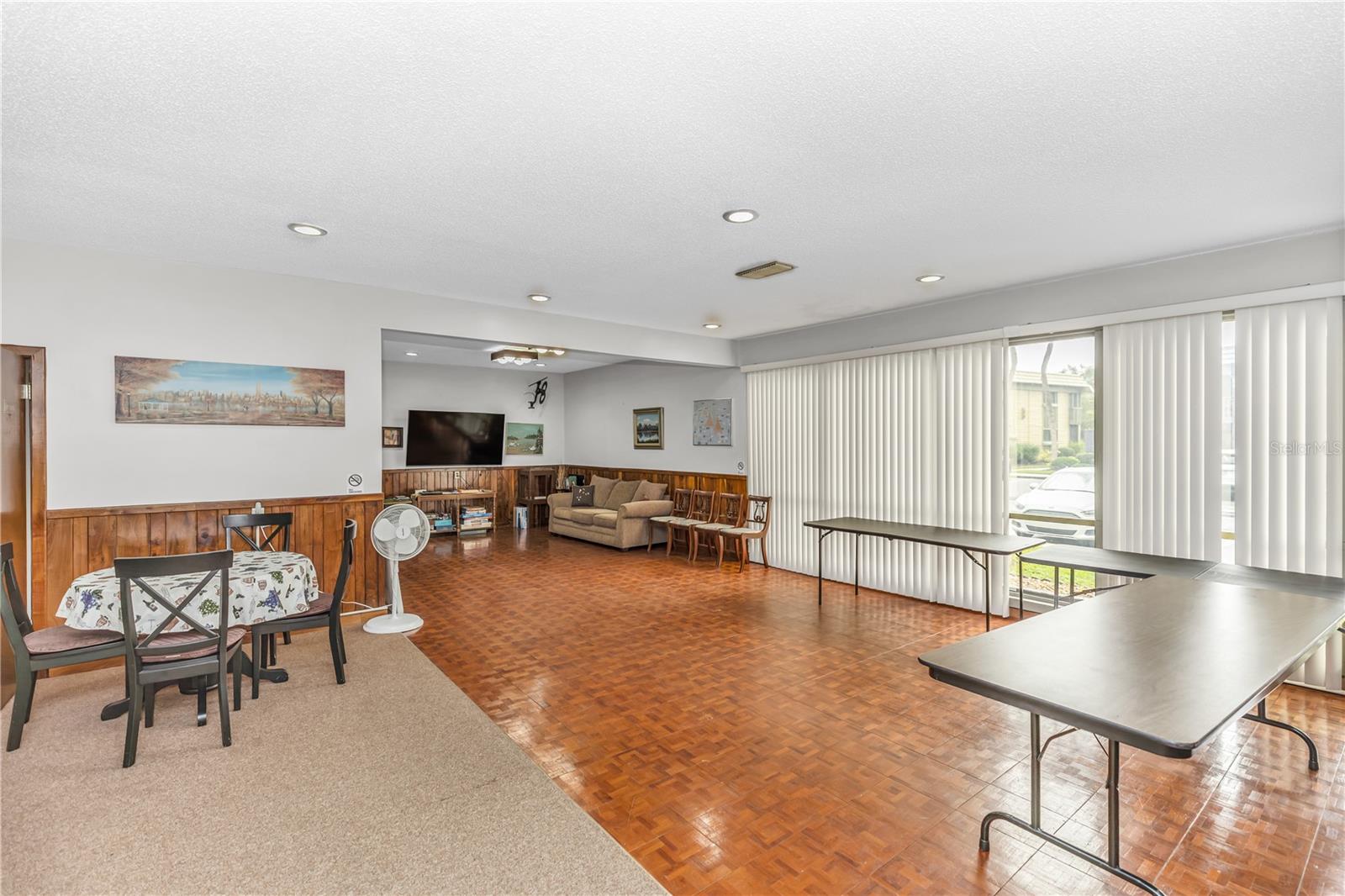 FOUR SEASONS DELAND PH 01-02 - Residential