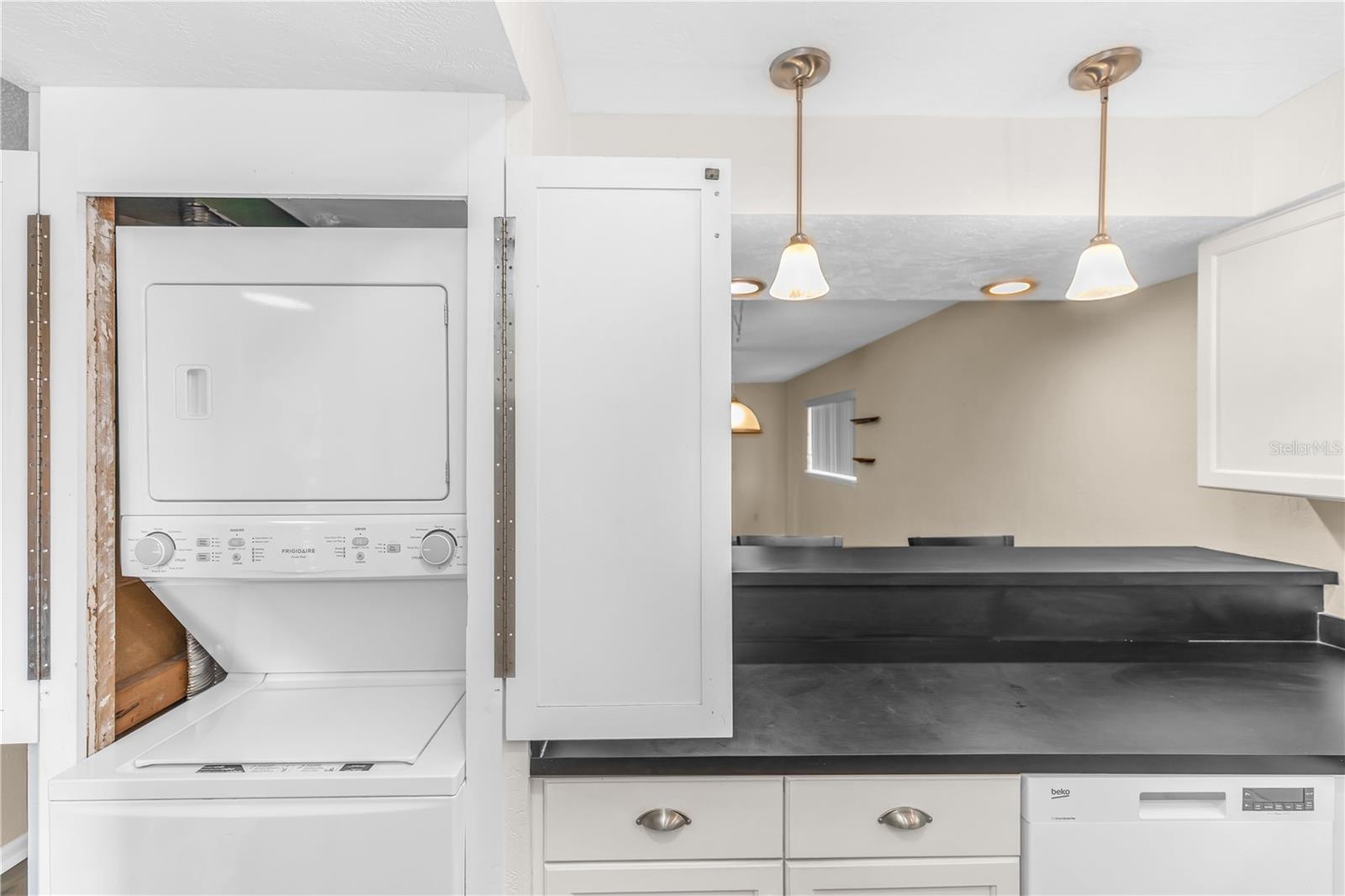 FOUR SEASONS DELAND PH 01-02 - Residential