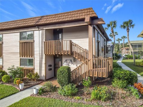 A home in DELAND