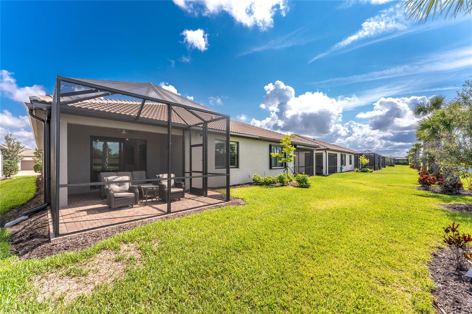 ISLANDWALK/THE WEST VLGS PHASE - Residential