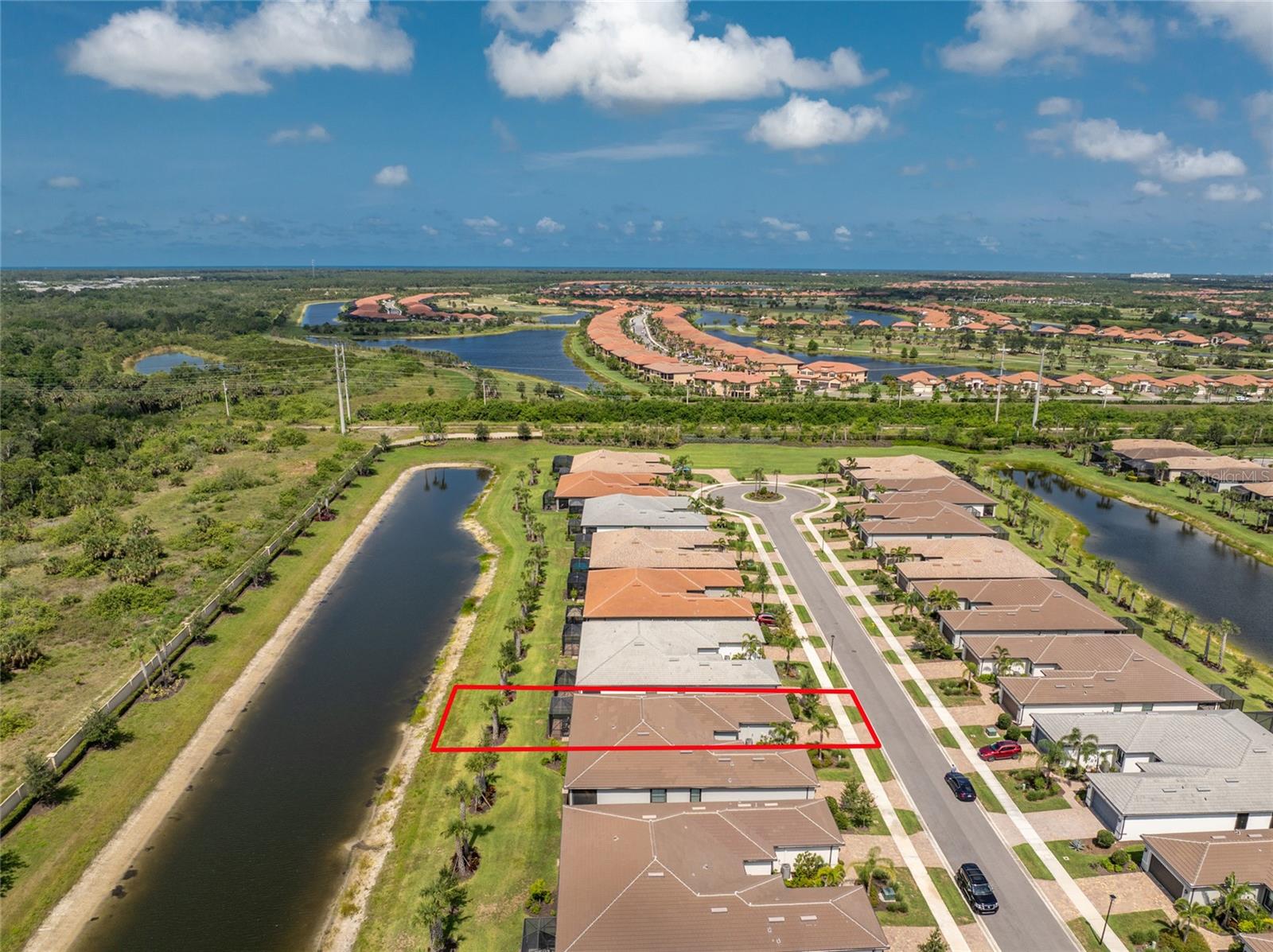 ISLANDWALK/THE WEST VLGS PHASE - Residential