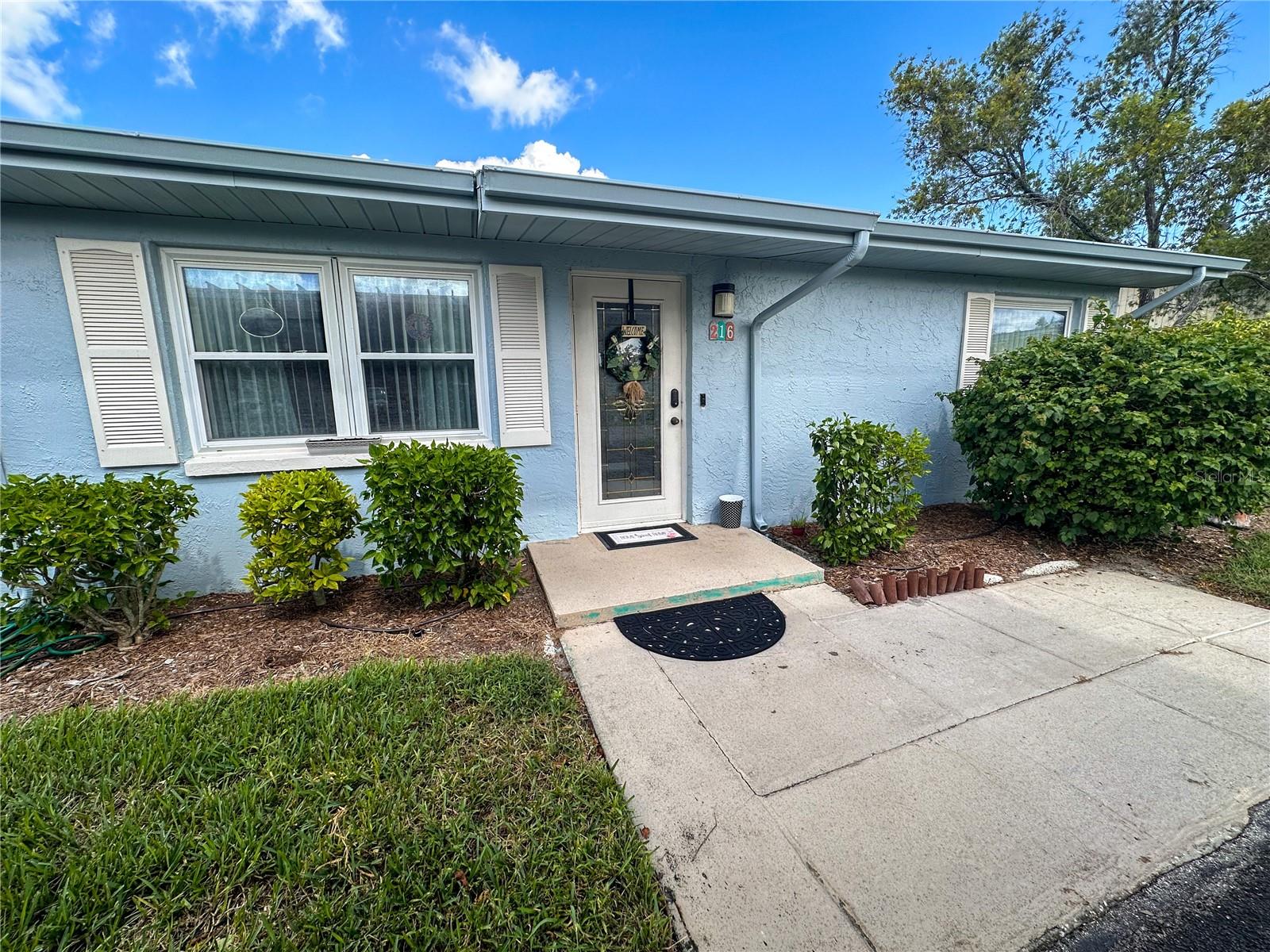 216 GLOUCESTER BOULEVARD 216
