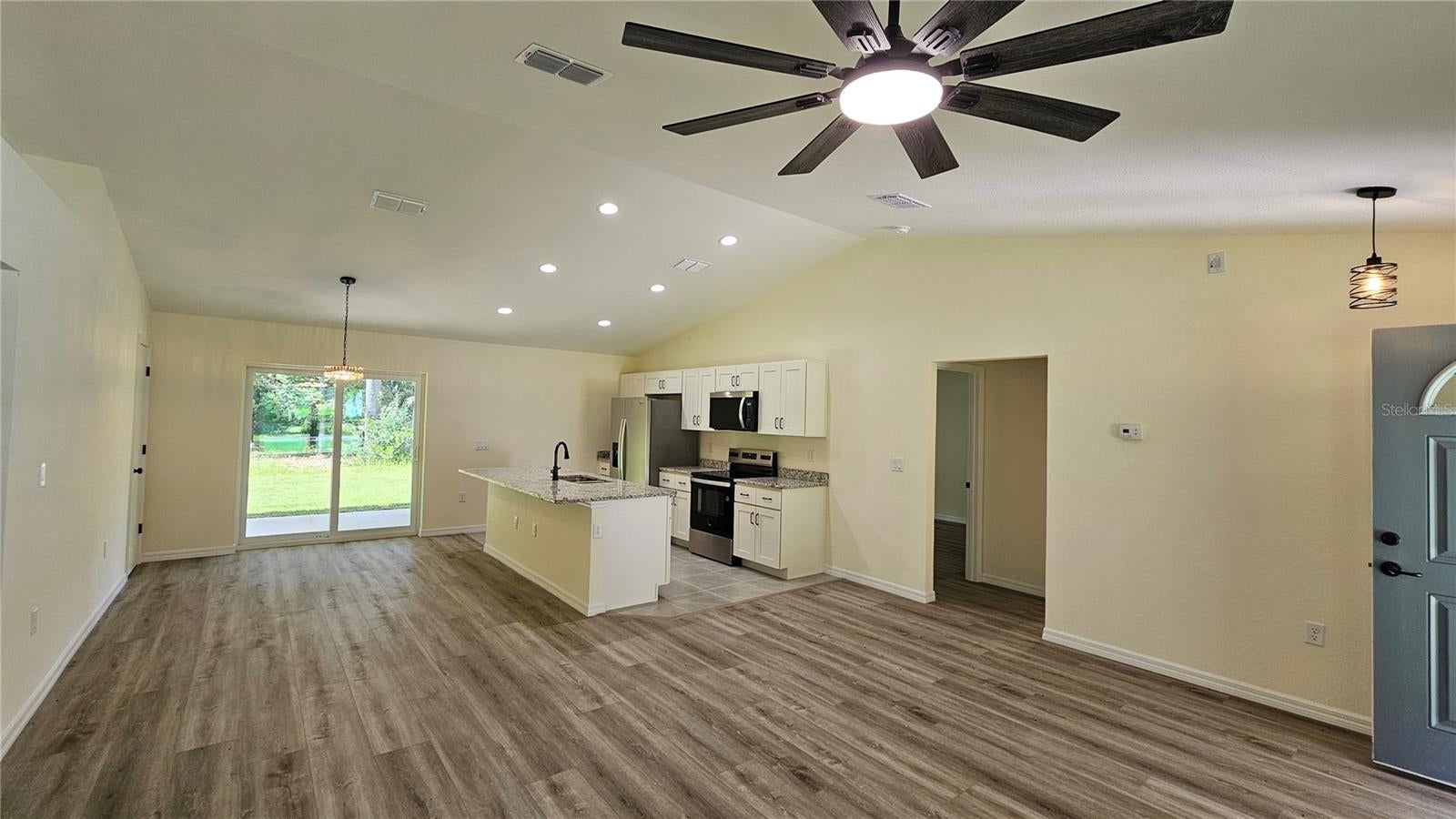 6 BAY PASS TERRACE