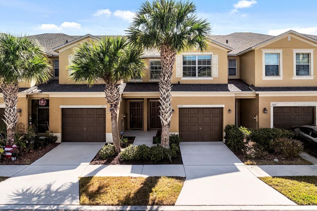 Photo of 2009 Hawks View Drive, Ruskin, FL 33570 (MLS # A4671557)