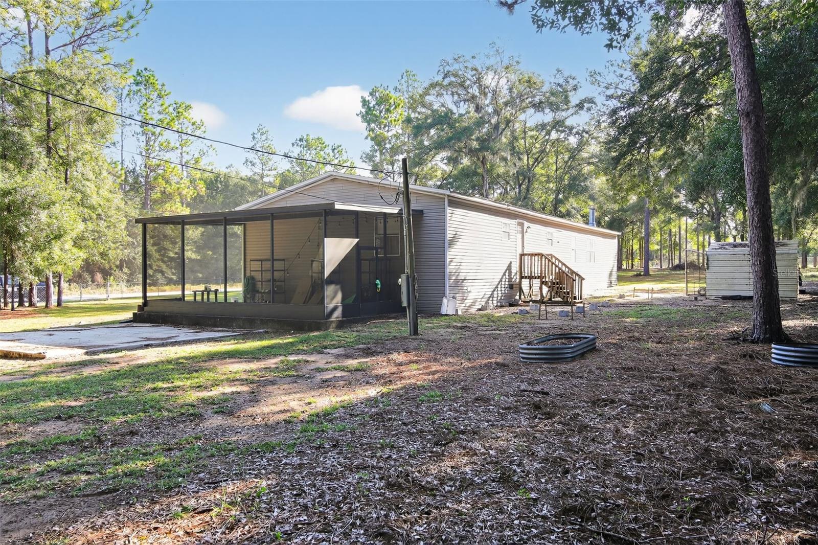 UNIVERSITY OAKS - Residential