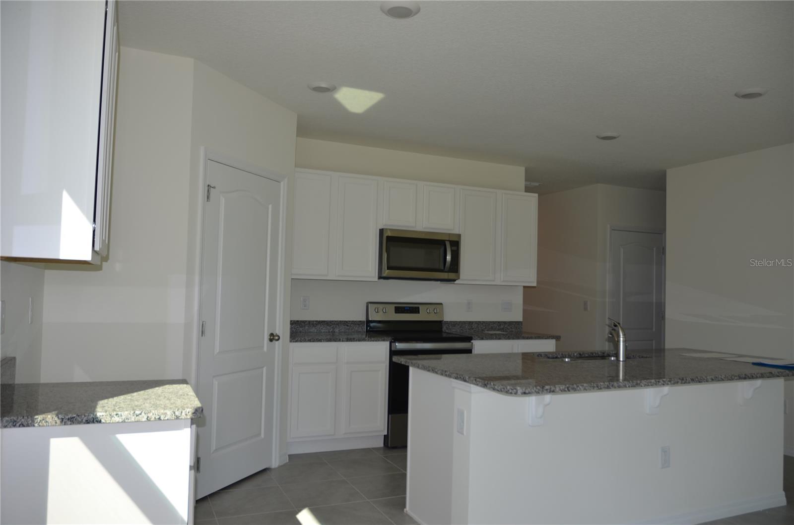 TIMBERWALAKE PH 1 - Residential Lease