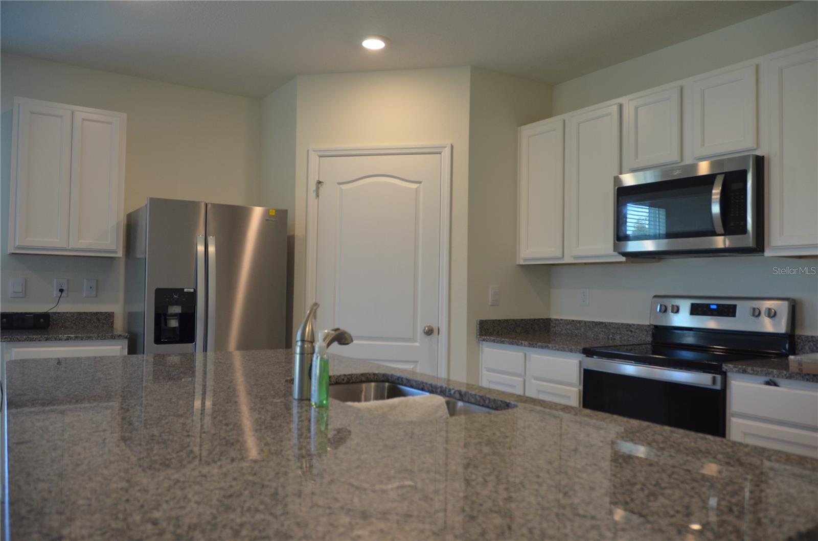 TIMBERWALAKE PH 1 - Residential Lease