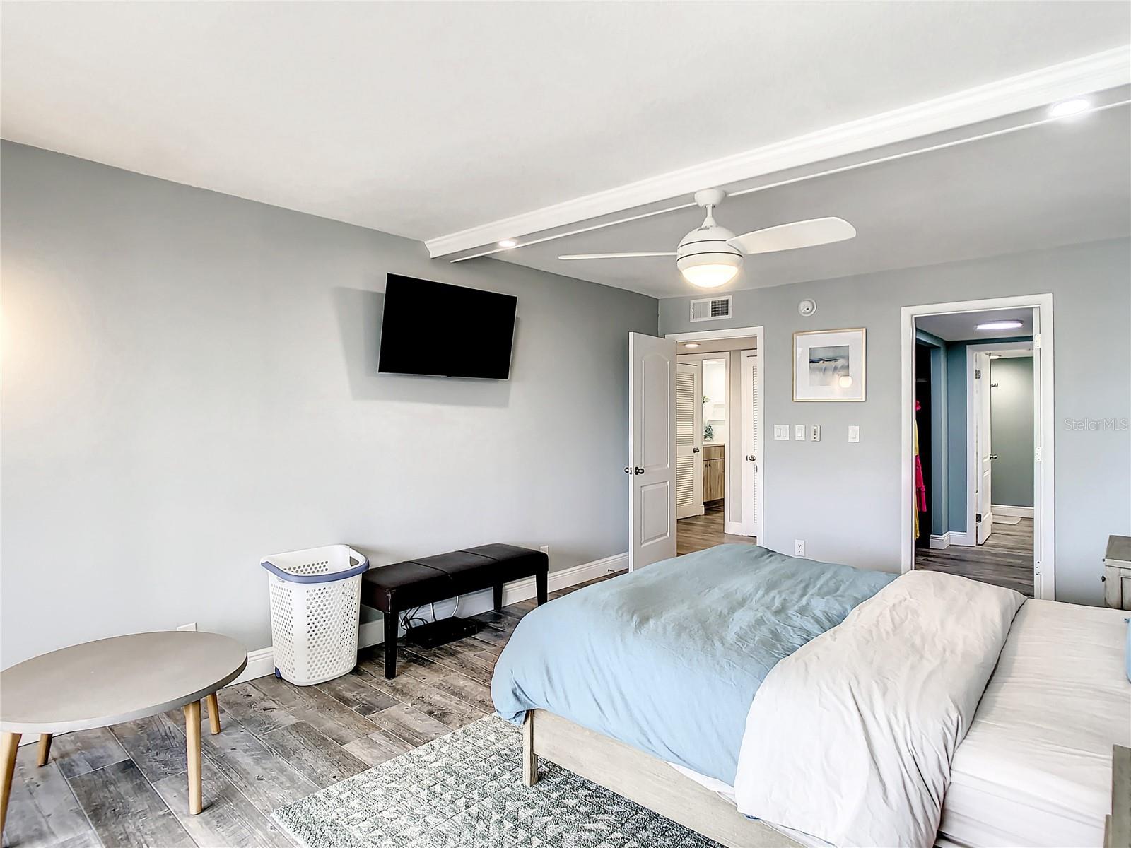 SAND KEY CONDO-SOUTH BEACH 1460 - Residential Lease