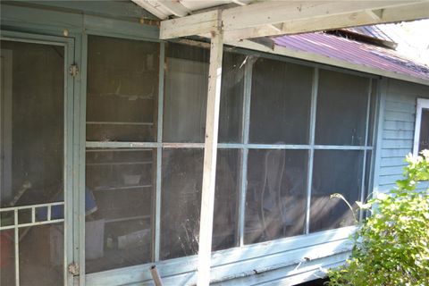 Tiny photo for 1050 E Highway 329, Citra, FL 32113 (MLS # OM702866)