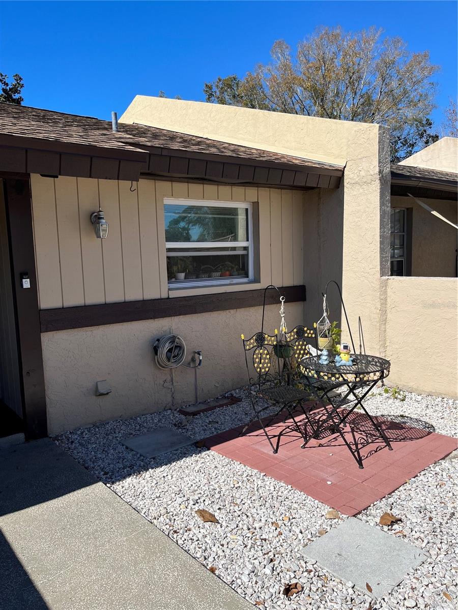 BENT TREE - Residential