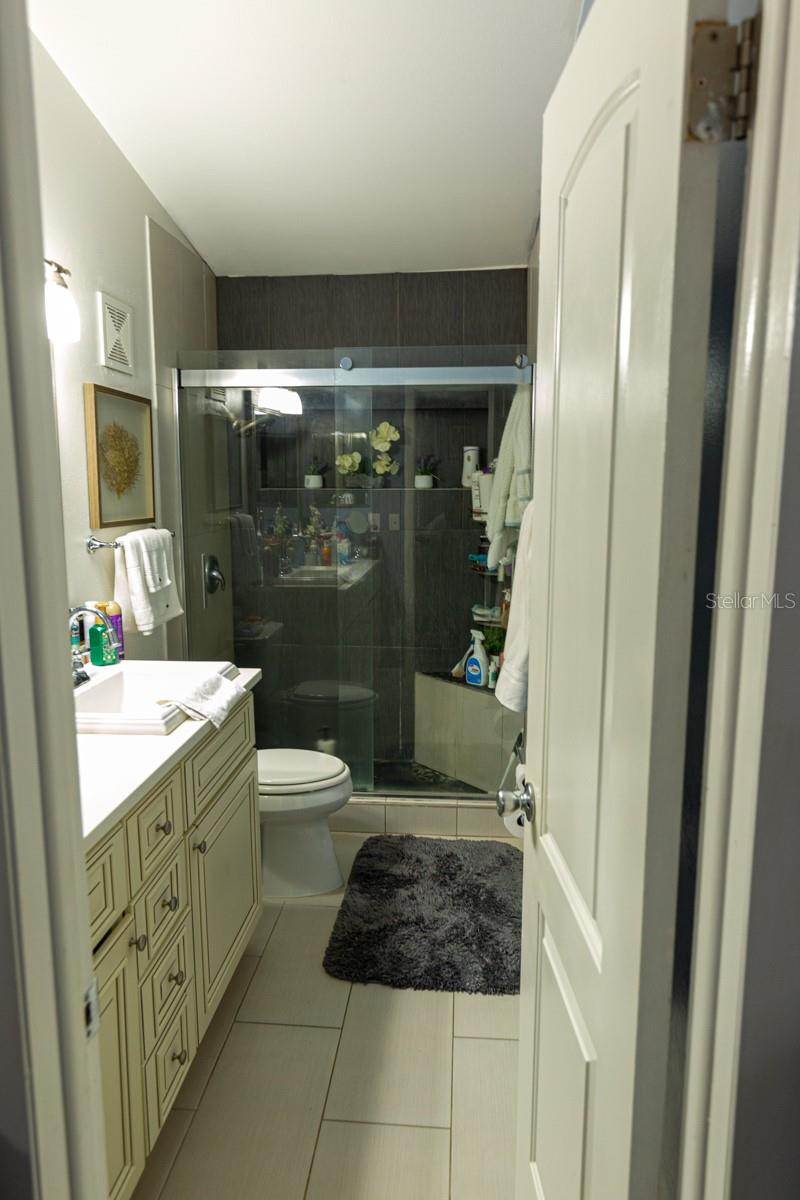 BENT TREE - Residential