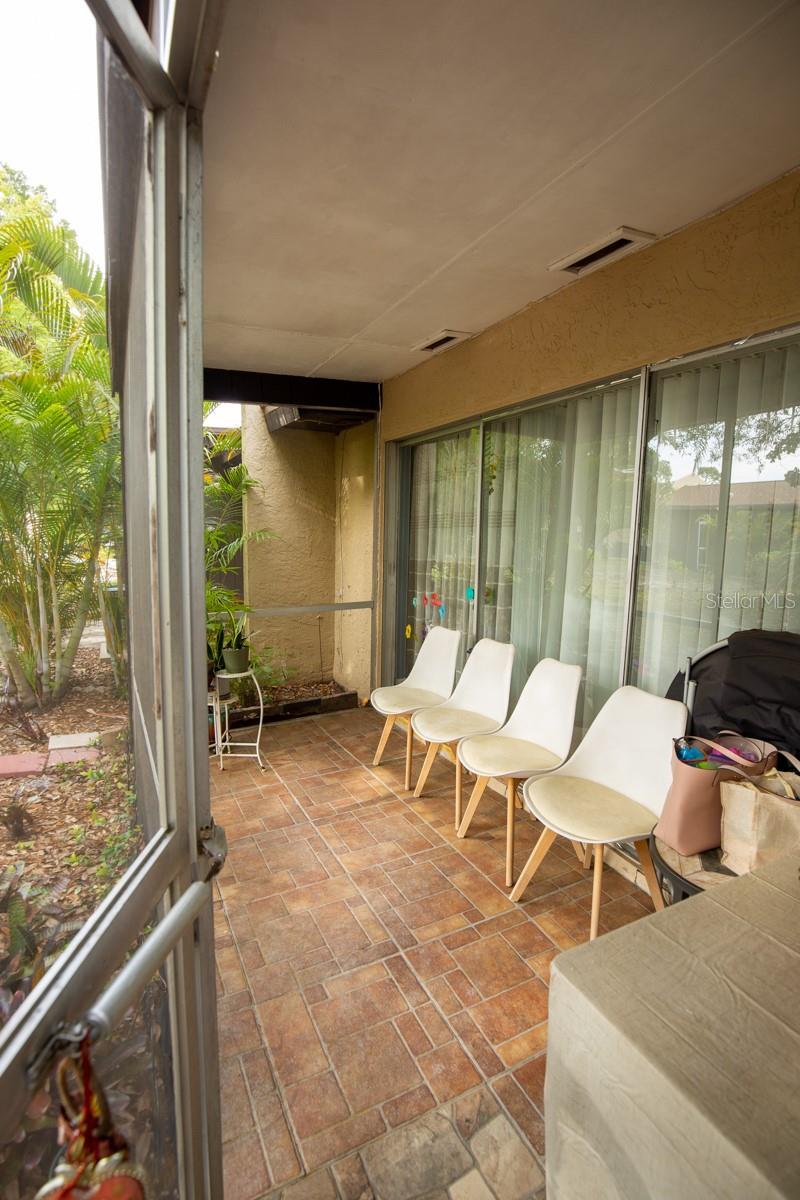 BENT TREE - Residential